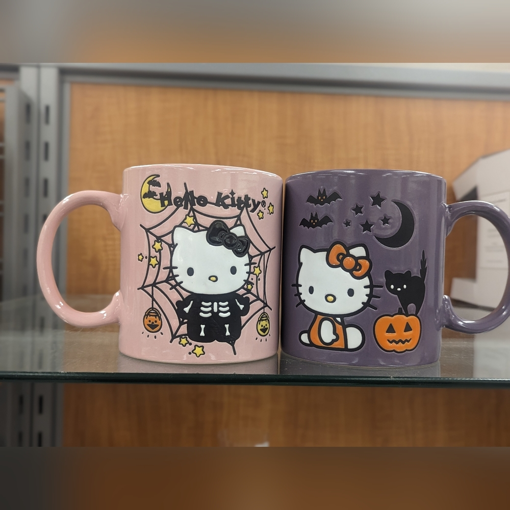 Hello Kitty Halloween Mugs